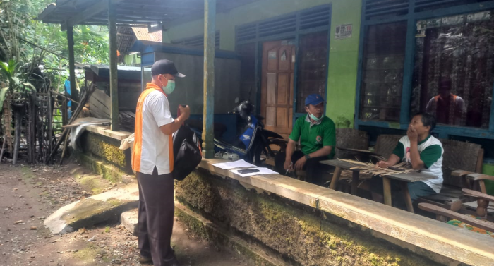 Team Dinas Kesehatan Puskesmas Petanahan Kembali Sambangi Warga ODGJ desa Jogomertan 01
